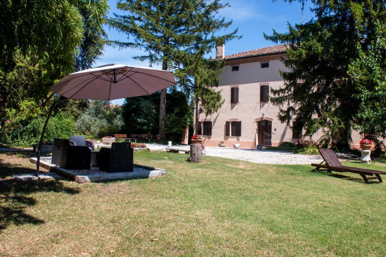 B&B Casa Manuela Mantova Exteriör bild